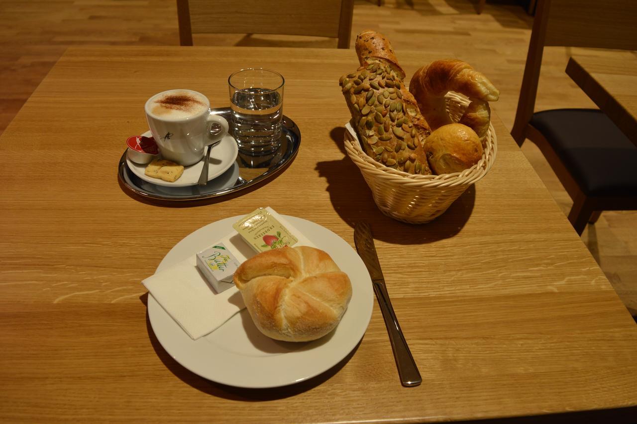 费尔德基希商务汽车旅馆 外观 照片
