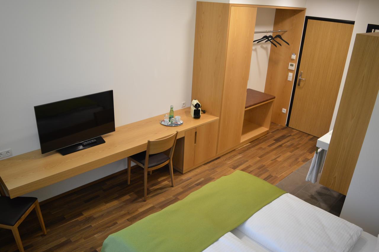 费尔德基希商务汽车旅馆 外观 照片